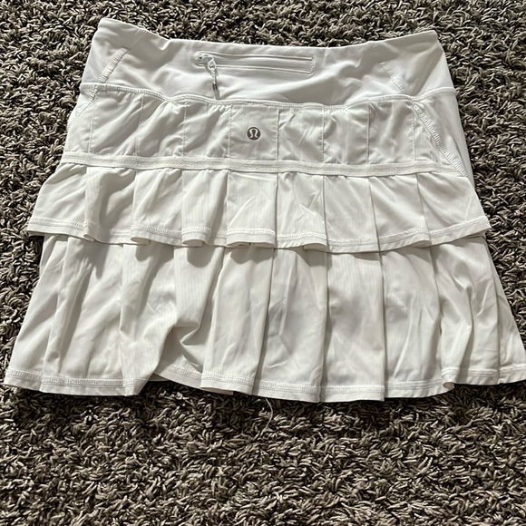 LULULEMON skirt - Picture 1 of 4